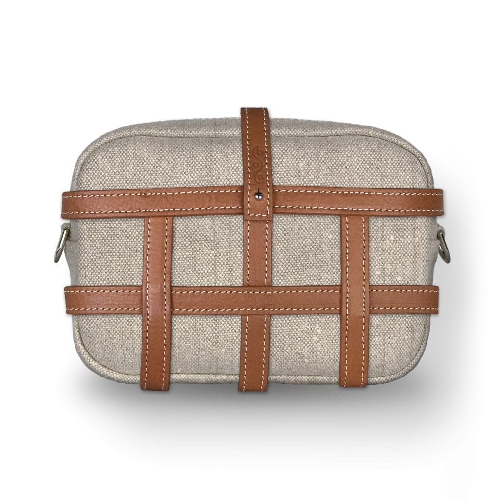 Cage bag, Pochette chanvre naturel cage cuir cognac